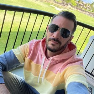 Meet your Posher, Ryan